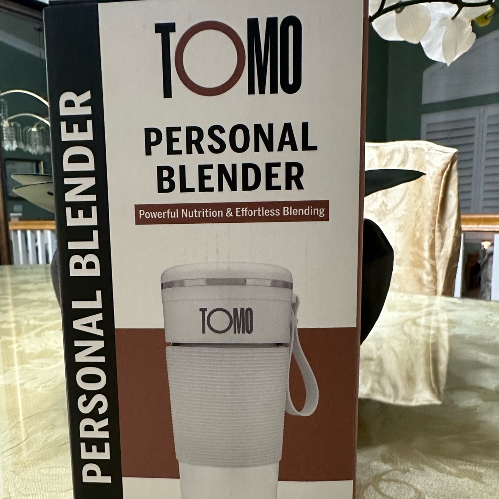 NEW 🆕 TOMO PERSONAL BLENDER FOR Juices, Shakes, & Smoothies 🥤